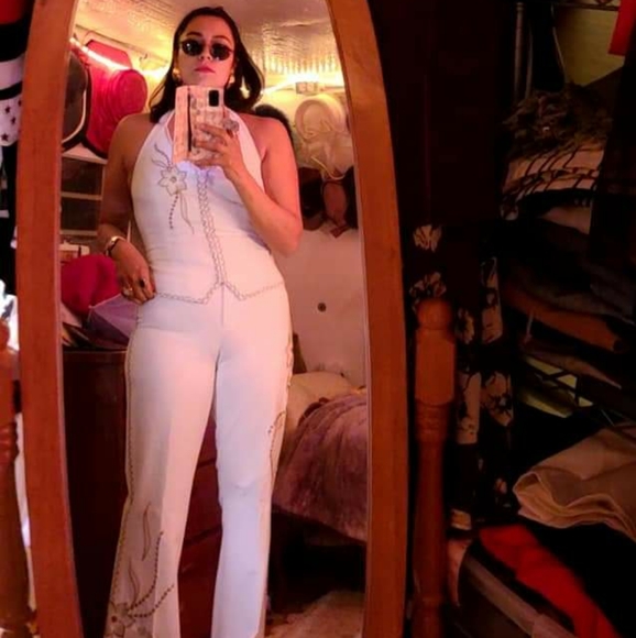 Poshmark - Picture 7 of 8